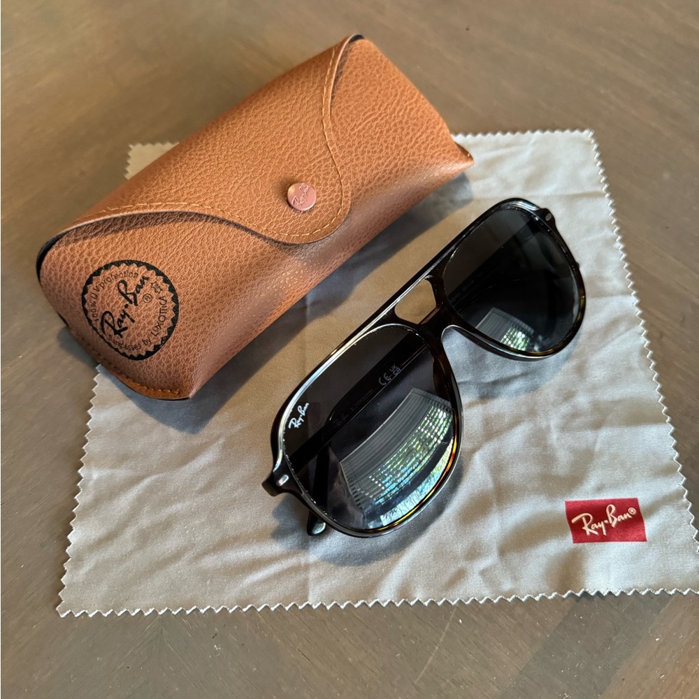 Ray-Ban Bill Sunglasses